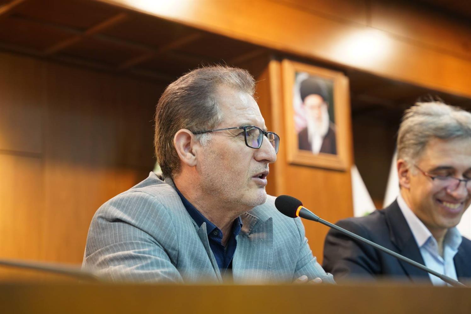برگزاری نشست مسئولان استانی و باشگاهی مینی‌فوتبال کشور با حضور رییس فدراسیون ورزش‌های همگانی